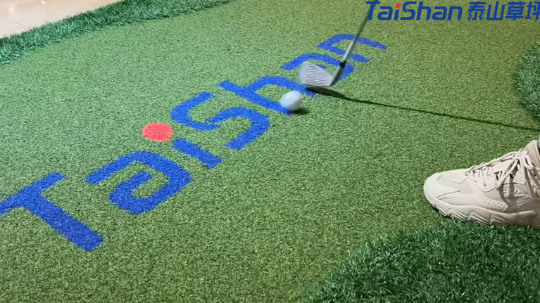 Mini-Golf Putting Green Mats